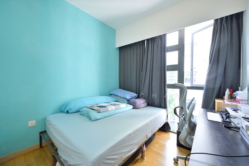 Hedges Park Condominium, 81 Flora Drive, 4 Bedrooms, 1,345 sqft, Condominium For Sale, by Doreen Chan, 500217810 - Bedroom - PropertyGuru.com.sg