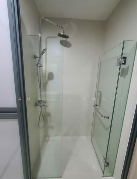 The Octet, 19 Lorong 24 Geylang, 1 Bedroom, 431 sqft, Apartment For Sale, by Tan Chee Hwang, 500217818 - Bathroom - PropertyGuru.com.sg