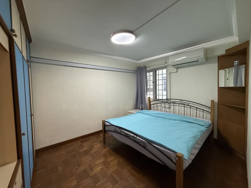 157 Lorong 1 Toa Payoh, 157 Lorong 1 Toa Payoh, 6 Bedrooms, 1,442 sqft, HDB Flat For Sale, by Ernest Phua, 500217821 - Bedroom - PropertyGuru.com.sg