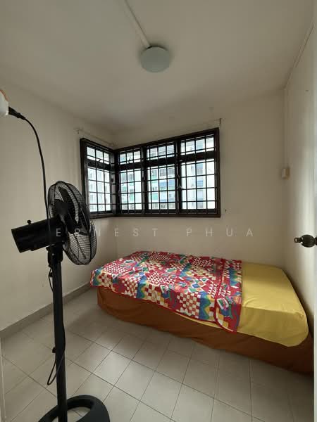 157 Lorong 1 Toa Payoh, 157 Lorong 1 Toa Payoh, 6 Bedrooms, 1,442 sqft, HDB Flat For Sale, by Ernest Phua, 500217821 - Utility room - PropertyGuru.com.sg