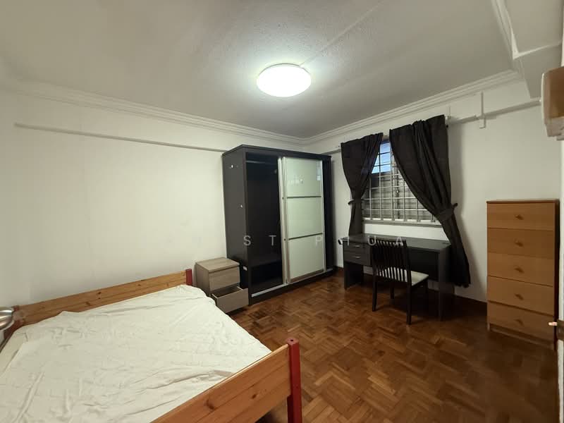 157 Lorong 1 Toa Payoh, 157 Lorong 1 Toa Payoh, 6 Bedrooms, 1,442 sqft, HDB Flat For Sale, by Ernest Phua, 500217821 - Bedroom - PropertyGuru.com.sg