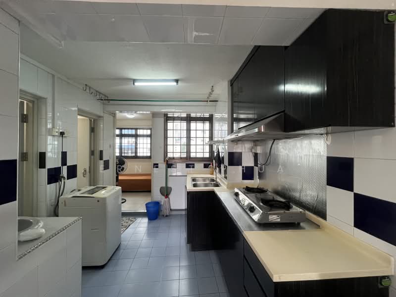 157 Lorong 1 Toa Payoh, 157 Lorong 1 Toa Payoh, 6 Bedrooms, 1,442 sqft, HDB Flat For Sale, by Ernest Phua, 500217821 - Kitchen - PropertyGuru.com.sg