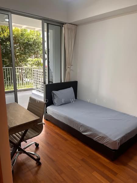 The Parc Condominium, 15 West Coast Walk, Room Rental, 100 sqft, Condominium For Rent, by Andrew Yek, 500217828 - Bedroom - PropertyGuru.com.sg