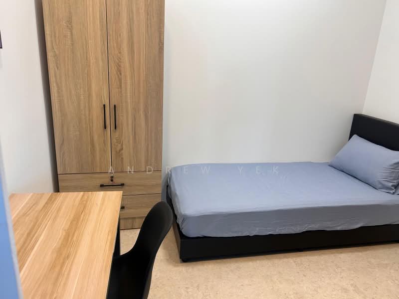 The Parc Condominium, 15 West Coast Walk, Room Rental, 100 sqft, Condominium For Rent, by Andrew Yek, 500217828 - Bedroom - PropertyGuru.com.sg