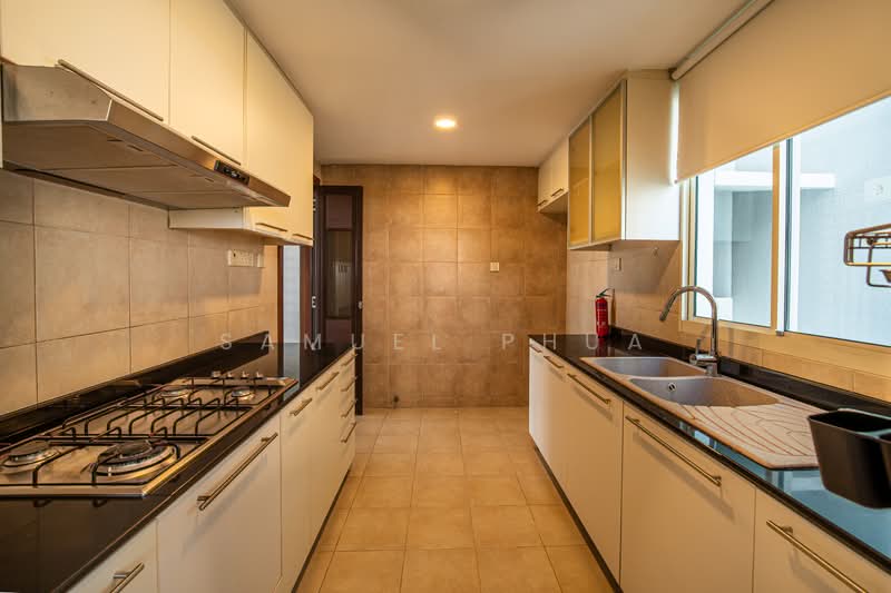 Rio Vista, 18 Upper Serangoon View, 4 Bedrooms, 1,378 sqft, Condominium For Sale, by Samuel Phua, 500217829 - Kitchen - PropertyGuru.com.sg