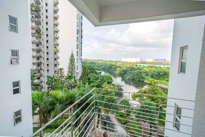 Rio Vista, 18 Upper Serangoon View, 4 Bedrooms, 1,378 sqft, Condominium For Sale, by Samuel Phua, 500217829 - Balcony - PropertyGuru.com.sg