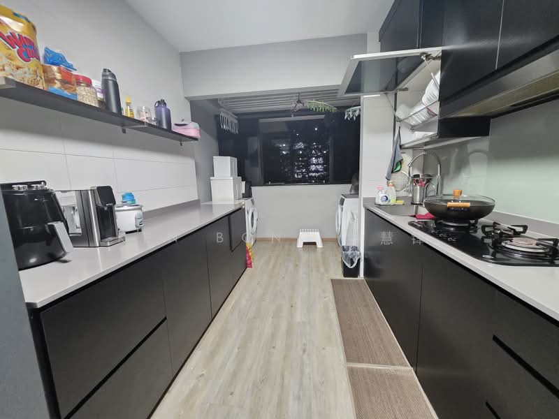 258C Punggol Field, 258C Punggol Field, 3 Bedrooms, 1,216 sqft, HDB Flat For Sale, by Ken Bong 黄慧锋, 500217830 - Kitchen - PropertyGuru.com.sg