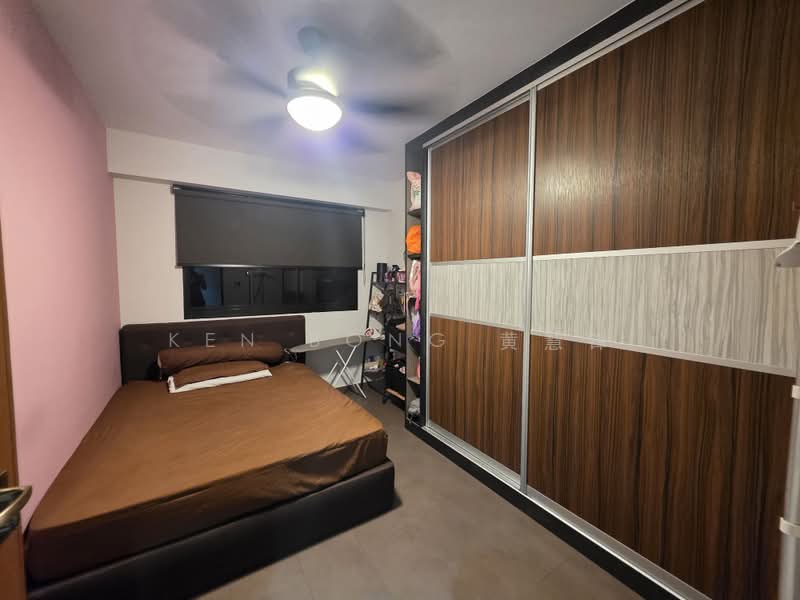 258C Punggol Field, 258C Punggol Field, 3 Bedrooms, 1,216 sqft, HDB Flat For Sale, by Ken Bong 黄慧锋, 500217830 - Bedroom - PropertyGuru.com.sg