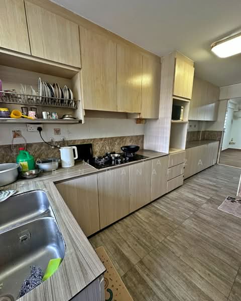 435 Bukit Panjang Ring Road, 435 Bukit Panjang Ring Road, 3 Bedrooms, 904 sqft, HDB Flat For Sale, by Mohamad Faizal Bin Hanafi, 500217848 - Kitchen - PropertyGuru.com.sg