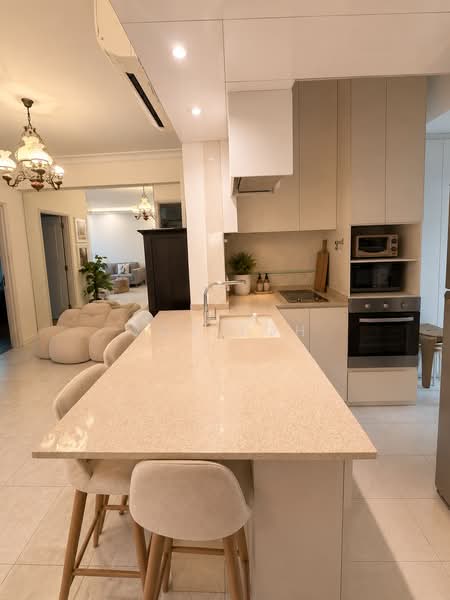 West Bay Condo, 56 West Coast Crescent, 2 Bedrooms, 850 sqft, Condominium For Sale, by Joy Toh, 500217849 - Kitchen - PropertyGuru.com.sg