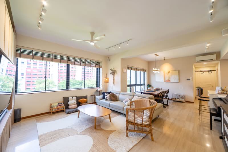 Country Esquire, 20 Lorong Puntong, 3 Bedrooms, 1,270 sqft, Condominium For Sale, by Jerralyn Satrio, 500217851 - Living Room - PropertyGuru.com.sg