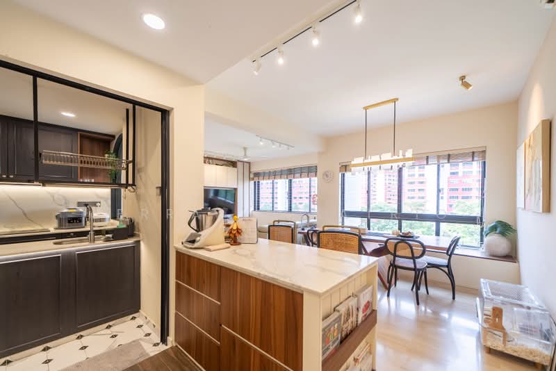 Country Esquire, 20 Lorong Puntong, 3 Bedrooms, 1,270 sqft, Condominium For Sale, by Jerralyn Satrio, 500217851 - Dry Kitchen - PropertyGuru.com.sg