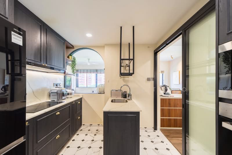 Country Esquire, 20 Lorong Puntong, 3 Bedrooms, 1,270 sqft, Condominium For Sale, by Jerralyn Satrio, 500217851 - Kitchen - PropertyGuru.com.sg