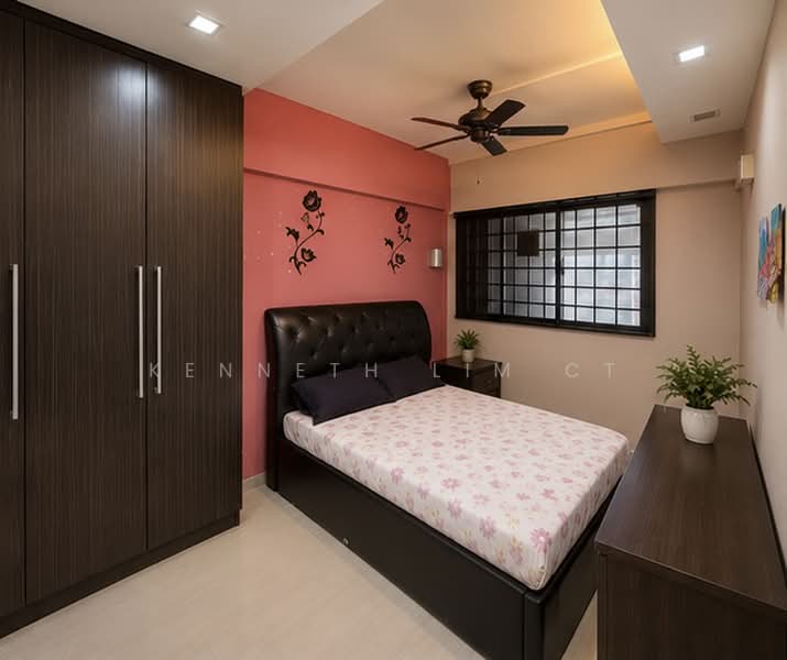 263 Tampines Street 21, 263 Tampines Street 21, 2 Bedrooms, 840 sqft, HDB Flat For Sale, by Kenneth Lim CT, 500217866 - Bedroom - PropertyGuru.com.sg
