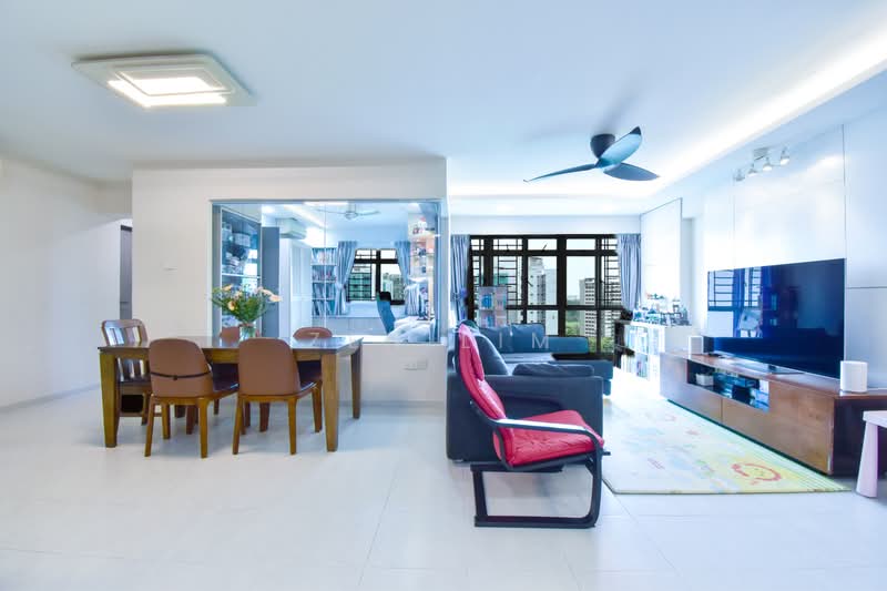 126D Edgedale Plains, 126D Edgedale Plains, 3 Bedrooms, 1,184 sqft, HDB Flat For Sale, by Zen Lim, 500217867 - Living Room - PropertyGuru.com.sg