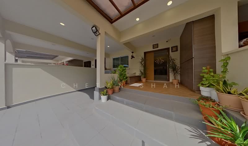 Near Kembangan MRT, Lorong marzuki, 4 Bedrooms, 3,600 sqft, Terraced House For Rent, by Chetan Shah, 500217871 - Exterior - PropertyGuru.com.sg