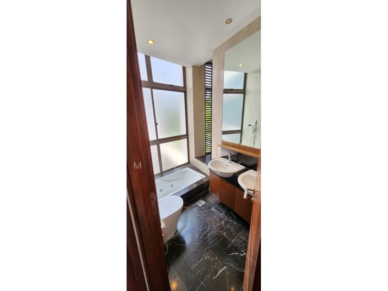 The Chancery Residence, 33E Chancery Lane, 4 Bedrooms, 3,261 sqft, Cluster House For Sale, by May Lee, 500217873 - Bathroom - PropertyGuru.com.sg