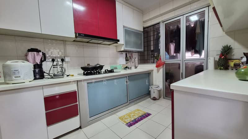 570A Woodlands Avenue 1, 570A Woodlands Avenue 1, 3 Bedrooms, 990 sqft, HDB Flat For Sale, by Alfred Lee, 500217876 - Kitchen - PropertyGuru.com.sg