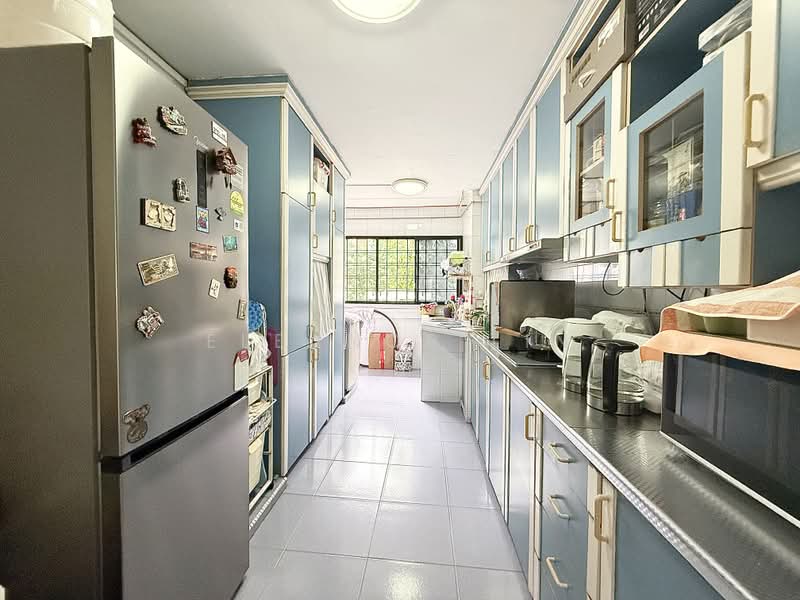 717 Yishun Street 71, 717 Yishun Street 71, 3 Bedrooms, 958 sqft, HDB Flat For Sale, by Eleanor Lin, 500217881 - Kitchen - PropertyGuru.com.sg