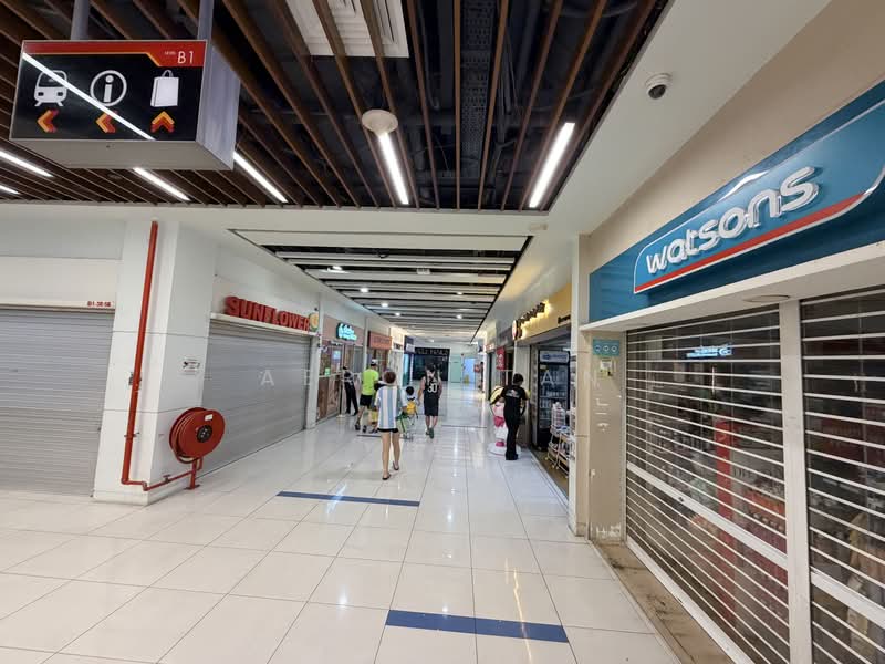 Bukit Timah Plaza, 1 Jalan Anak Bukit, Clementi Park / Upper Bukit Timah, 1,238 sqft, Other Retail For Sale, by Aeron Tan, 500217882 - Corridor - CommercialGuru.com.sg
