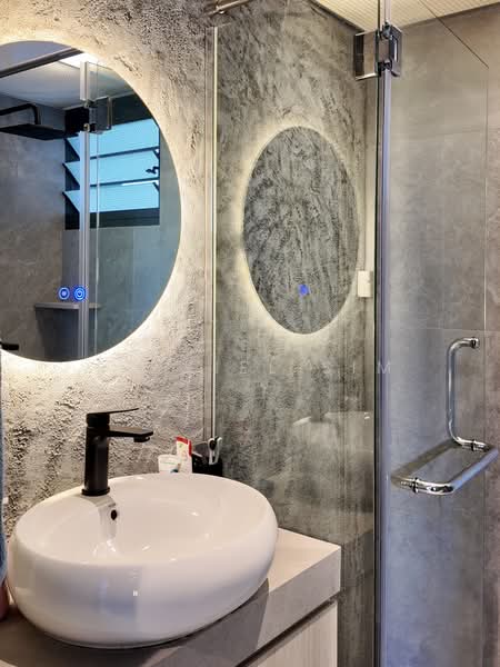 96 Dawson Road, 96 Dawson Road, 2 Bedrooms, 678 sqft, HDB Flat For Sale, by Ezekiel Sim, 500217886 - Bathroom - PropertyGuru.com.sg
