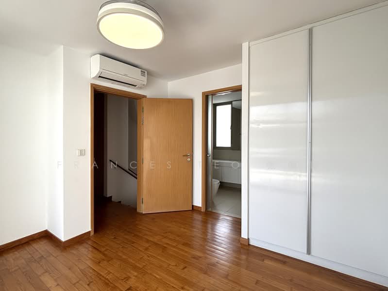 Este Villa, Nim Road, 4 Bedrooms, 3,360 sqft, Cluster House For Rent, by Frances Teo 张佩玲, 500217891 - Ensuite Bedroom - PropertyGuru.com.sg