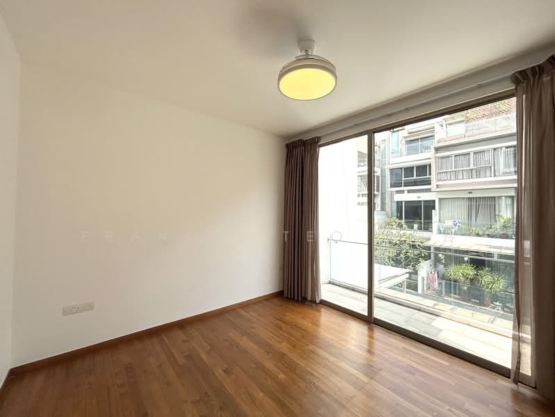 Este Villa, Nim Road, 4 Bedrooms, 3,360 sqft, Cluster House For Rent, by Frances Teo 张佩玲, 500217891 - Master Bedroom - PropertyGuru.com.sg