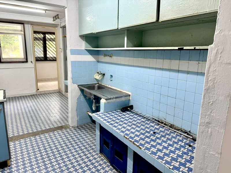 2 Lorong 7 Toa Payoh, 2 Lorong 7 Toa Payoh, 2 Bedrooms, 721 sqft, HDB Flat For Sale, by Serene Ee, 500217905 - Kitchen - PropertyGuru.com.sg