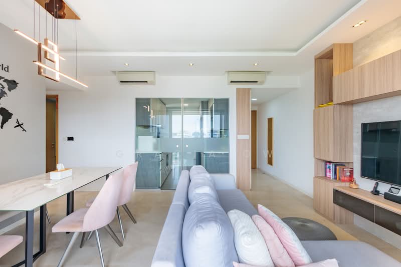 River Isles, 58 Edgedale Plains, 3 Bedrooms, 947 sqft, Condominium For Sale, by Gracia Ow, 500217919 - Living Room - PropertyGuru.com.sg
