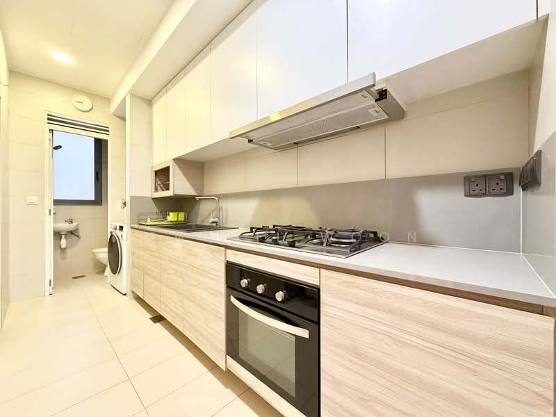 Arc at Tampines, 5 Tampines Avenue 8, 4 Bedrooms, 1,173 sqft, Executive Condominium For Sale, by Jonquil Woon, 500217921 - Kitchen - PropertyGuru.com.sg