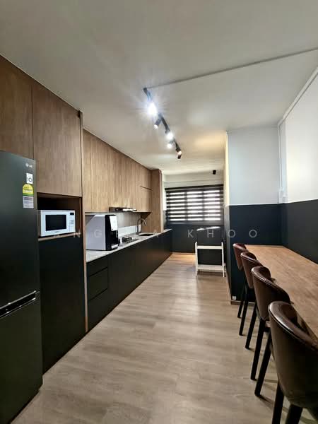 258 Bukit Batok East Avenue 4, 258 Bukit Batok East Avenue 4, 2 Bedrooms, 785 sqft, HDB Flat For Sale, by Angela Khoo, 500217924 - Kitchen - PropertyGuru.com.sg