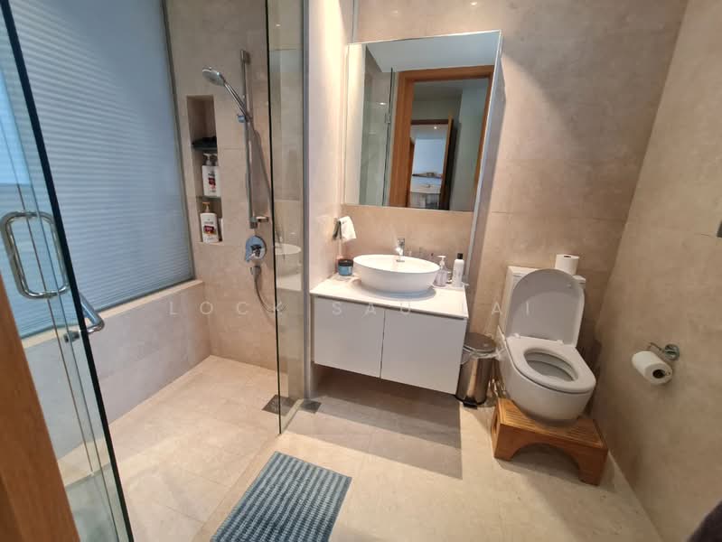 Mon Jervois, 47 Jervois Road, 3 Bedrooms, 2,626 sqft, Condominium For Sale, by Lock Sau Lai, 500217925 - Bathroom - PropertyGuru.com.sg