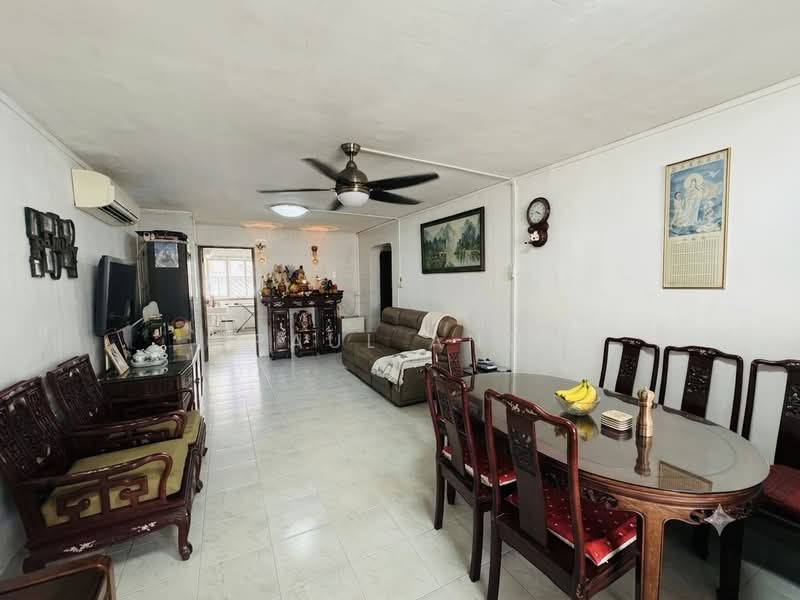 109 Mcnair Road, 109 Mcnair Road, 3 Bedrooms, 1,119 sqft, HDB Flat For Sale, by Paul Ang, 500217927 - Living Room - PropertyGuru.com.sg