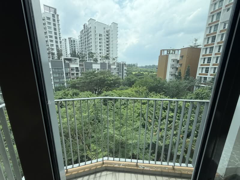 683C Edgedale Plains, 683C Edgedale Plains, 3 Bedrooms, 1,001 sqft, HDB Flat For Sale, by Adi Mesti Jadi, 500217928 - Balcony - PropertyGuru.com.sg
