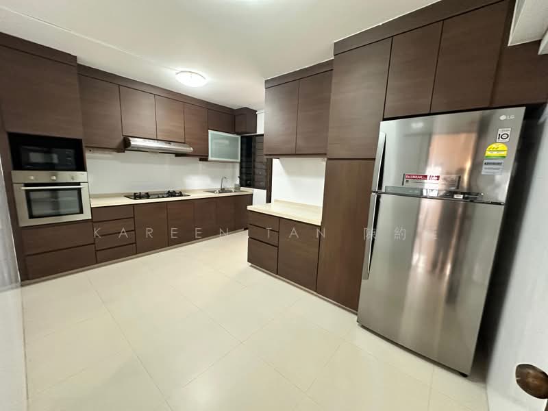 616 Ang Mo Kio Avenue 4, 616 Ang Mo Kio Avenue 4, 4 Bedrooms, 1,600 sqft, HDB Flat For Rent, by Kareen Tan 陳約廷, 500217938 - Kitchen - PropertyGuru.com.sg