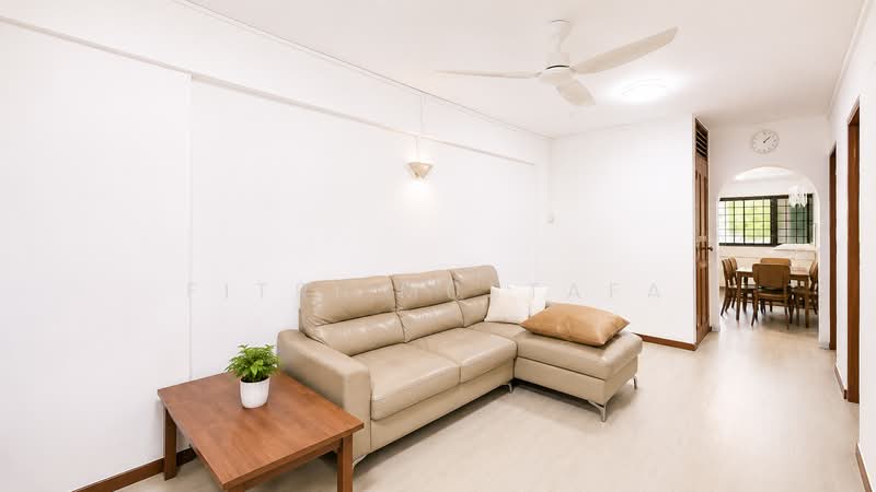 259 Bukit Batok East Avenue 4, 259 Bukit Batok East Avenue 4, 2 Bedrooms, 721 sqft, HDB Flat For Sale, by Fitri Mustafa, 500217939 - Living Room - PropertyGuru.com.sg