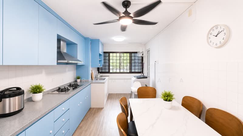 259 Bukit Batok East Avenue 4, 259 Bukit Batok East Avenue 4, 2 Bedrooms, 721 sqft, HDB Flat For Sale, by Fitri Mustafa, 500217939 - Kitchen - PropertyGuru.com.sg