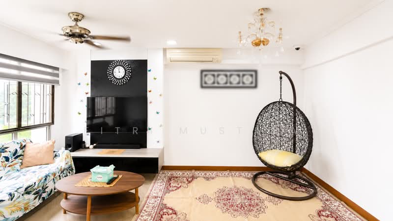 812C Choa Chu Kang Avenue 7, 812C Choa Chu Kang Avenue 7, 3 Bedrooms, 1,001 sqft, HDB Flat For Sale, by Fitri Mustafa, 500217940 - Living Room - PropertyGuru.com.sg