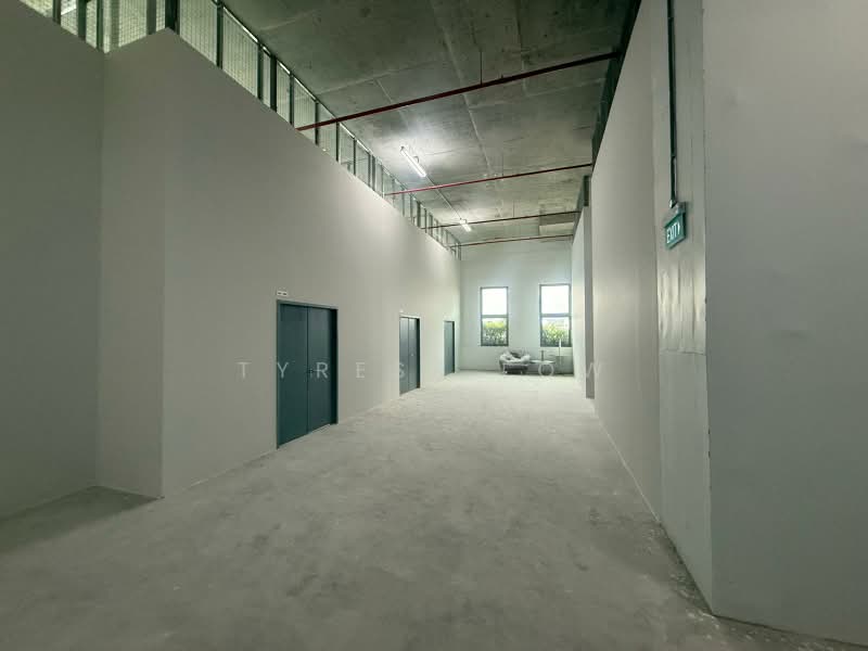 RARE - Production Space with Dorm in the West!, , 19,400 sqft, Dormitory For Rent, by Tyrese Low, 500217950 - Interior - CommercialGuru.com.sg