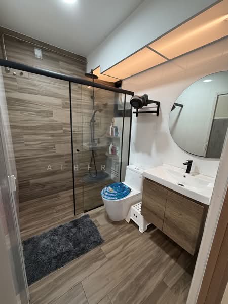 420C Northshore Drive, 420C Northshore Drive, 3 Bedrooms, 1,012 sqft, HDB Flat For Sale, by Albert New, 500217971 - Bathroom - PropertyGuru.com.sg