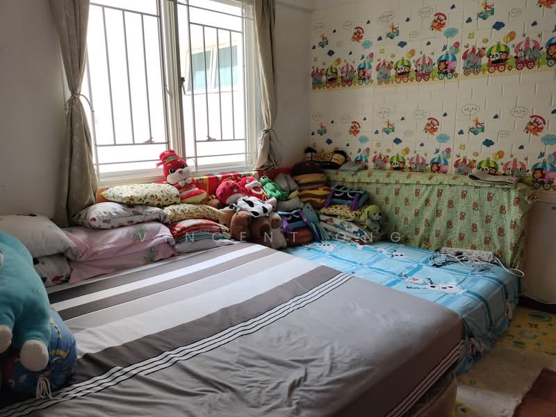 The Tropica, 63 Tampines Avenue 1, Room Rental, 150 sqft, Condominium For Rent, by Vincent Ong, 500217972 - Bedroom - PropertyGuru.com.sg