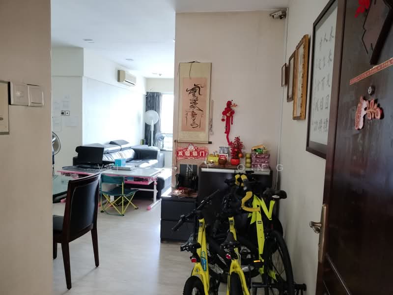 The Tropica, 63 Tampines Avenue 1, Room Rental, 150 sqft, Condominium For Rent, by Vincent Ong, 500217972 - Living Room - PropertyGuru.com.sg