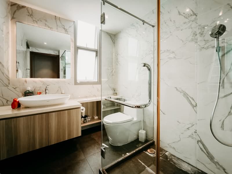 Residences @ Evelyn, 13 Evelyn Road, 3 Bedrooms, 1,539 sqft, Condominium For Sale, by Joshua Sim, 500217975 - Bathroom - PropertyGuru.com.sg