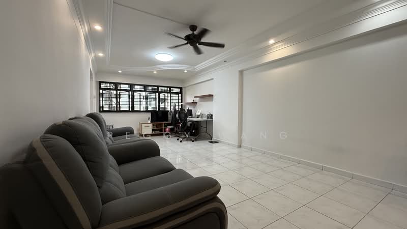 772 Bedok Reservoir View, 772 Bedok Reservoir View, 3 Bedrooms, 1,130 sqft, HDB Flat For Sale, by Peggy Wang, 500218002 - Living Room - PropertyGuru.com.sg