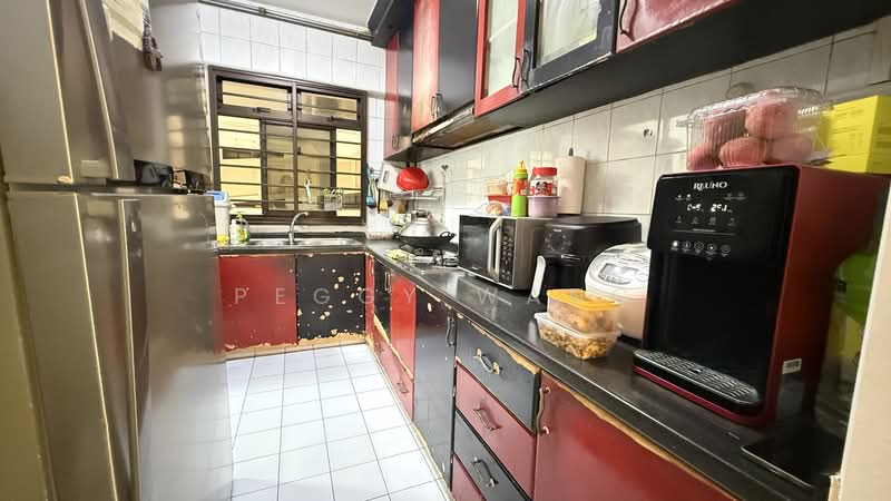 772 Bedok Reservoir View, 772 Bedok Reservoir View, 3 Bedrooms, 1,130 sqft, HDB Flat For Sale, by Peggy Wang, 500218002 - Kitchen - PropertyGuru.com.sg