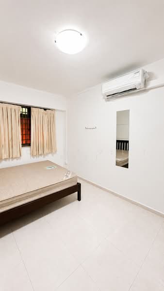 309 Canberra Road, 309 Canberra Road, 3 Bedrooms, 1,517 sqft, HDB Flat For Rent, by Mohana Vel T Kasi, 500218008 - Common Bedroom 1 - PropertyGuru.com.sg