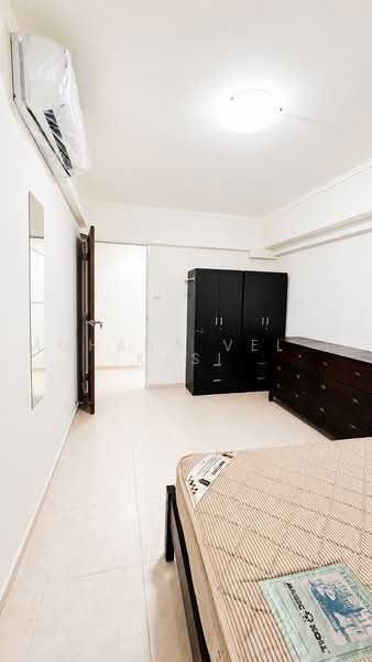 309 Canberra Road, 309 Canberra Road, 3 Bedrooms, 1,517 sqft, HDB Flat For Rent, by Mohana Vel T Kasi, 500218008 - Common Bedroom 1 - PropertyGuru.com.sg
