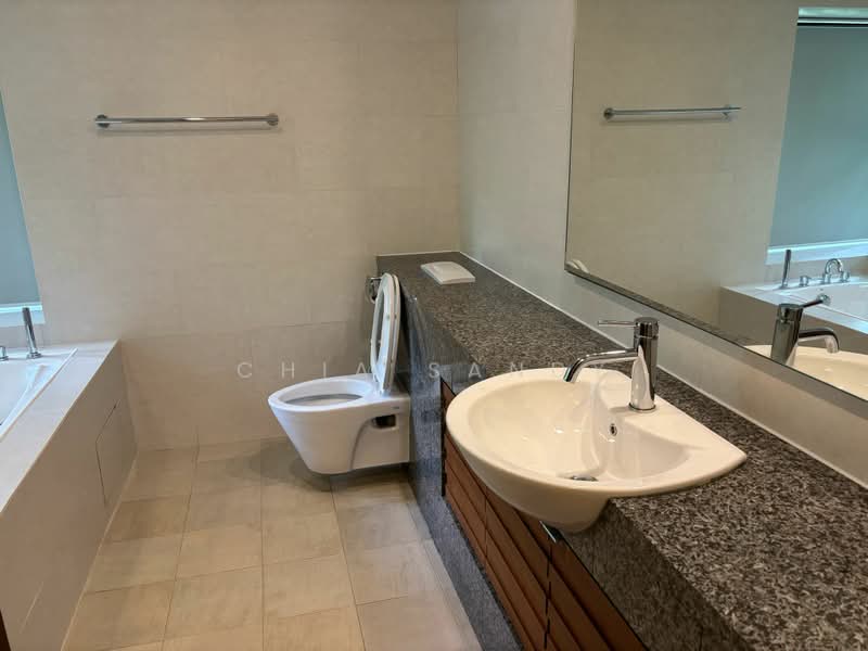 Gallop Gardens, Tyersall Road, 5 Bedrooms, 5,537 sqft, Bungalow House For Rent, by Chia Sandy, 500218009 - Bathroom - PropertyGuru.com.sg
