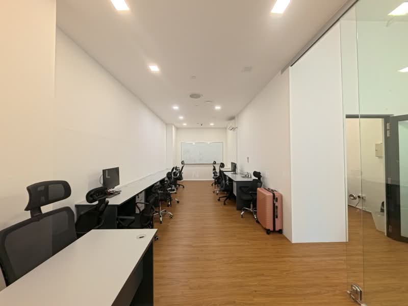 Oxley BizHub 2, 62 Ubi Road 1, 1,905 sqft, Light Industrial (B1) For Rent, by Li Rong Teh, 500218013 - CommercialGuru.com.sg