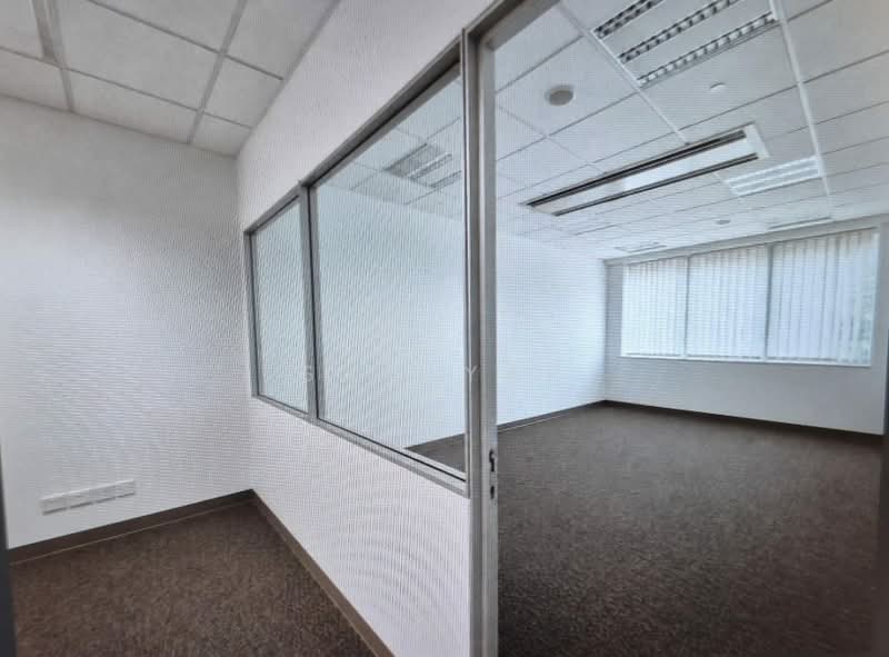 Tan Chong Tower, 15 Queen Street, 464 sqft, Office For Rent, by Sam Yap, 500218015 - Interior - CommercialGuru.com.sg